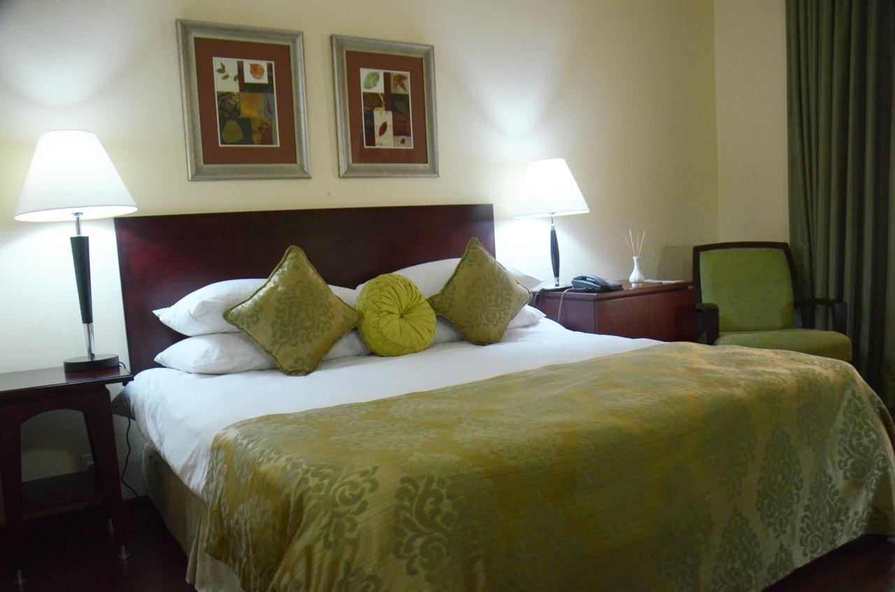 Oakwood Park Hotel Lekki Dış mekan fotoğraf