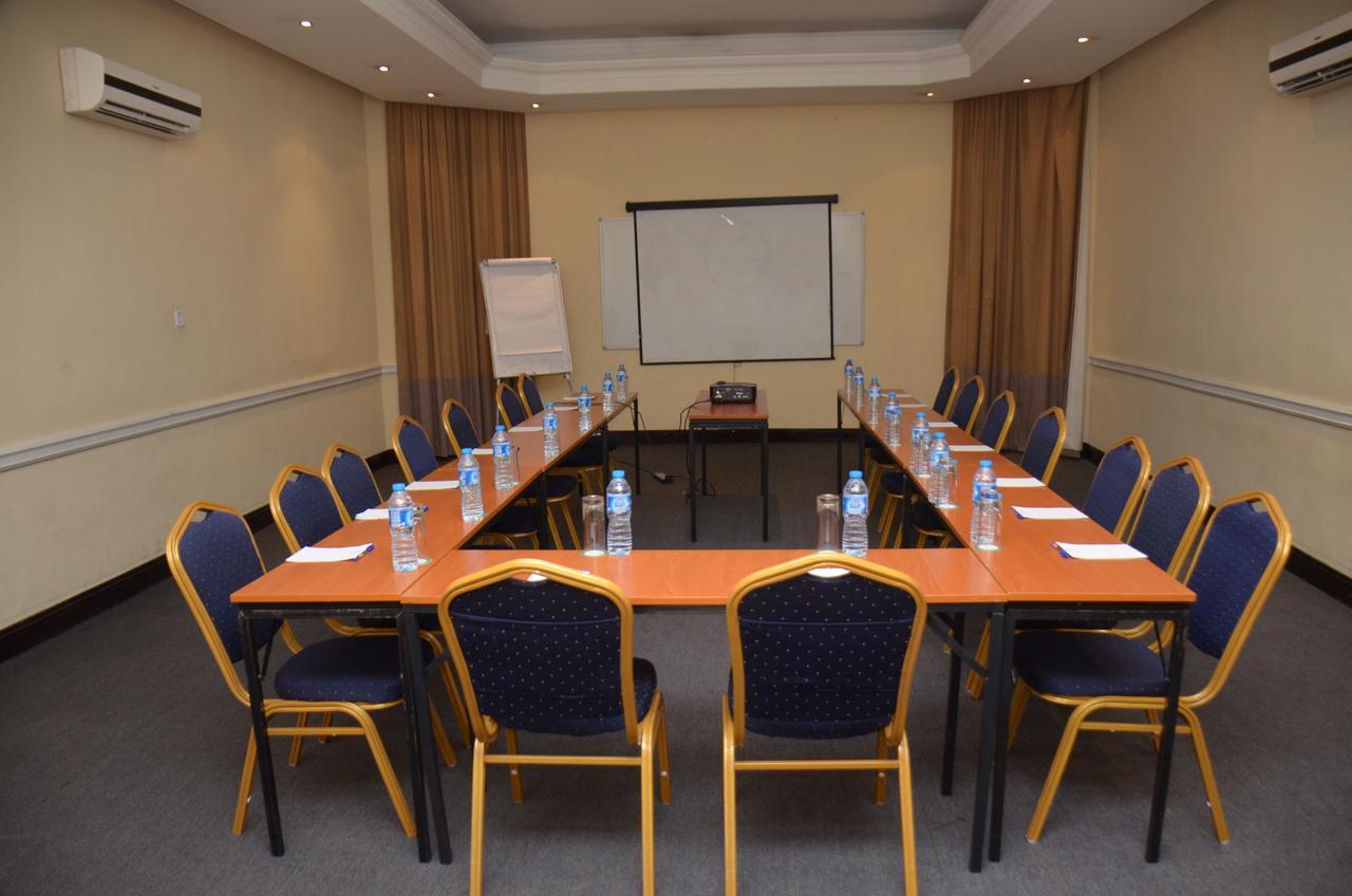 Oakwood Park Hotel Lekki Dış mekan fotoğraf